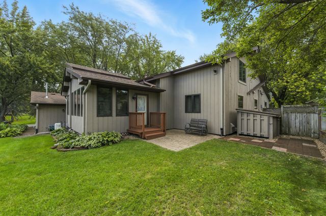 8100 Wynnwood Road, Golden Valley, MN 55427