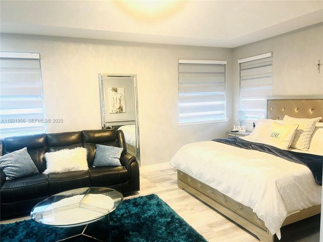 13995 SW 154th St, Miami, FL 33177