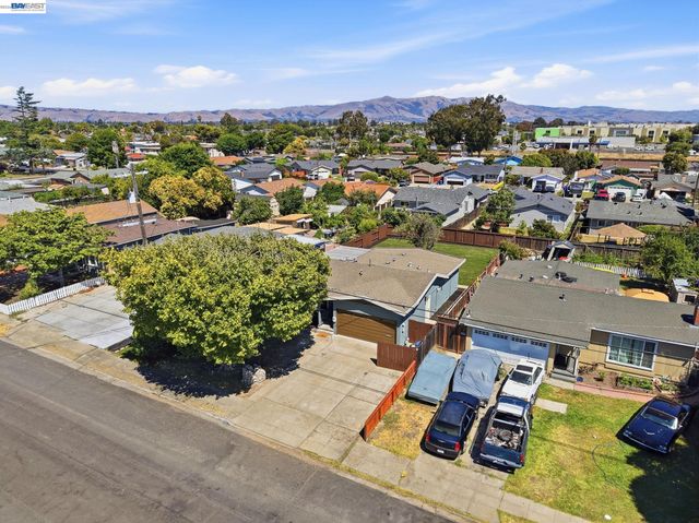 6684 Graham Ave, Newark, CA 94560