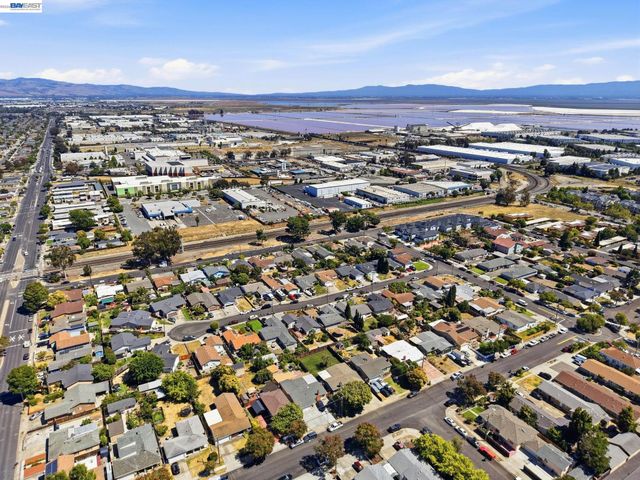 6684 Graham Ave, Newark, CA 94560