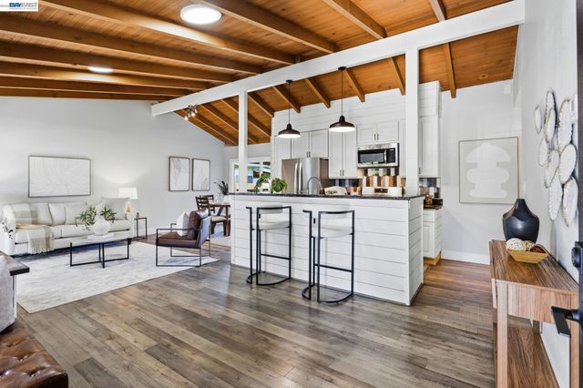 6684 Graham Ave, Newark, CA 94560