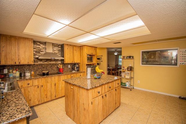 4805 BUGG ROAD, Plant City, FL 33567