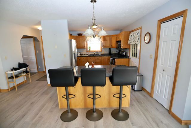 80 Roberge Street, Newport City, VT 05855