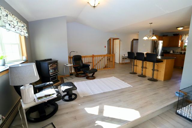 80 Roberge Street, Newport City, VT 05855