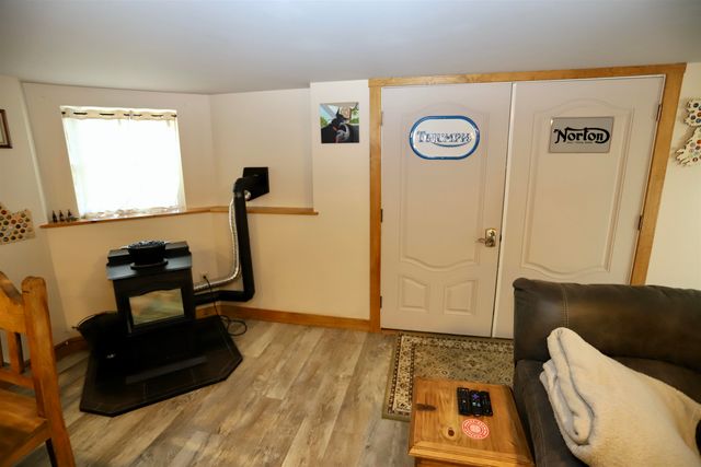 80 Roberge Street, Newport City, VT 05855