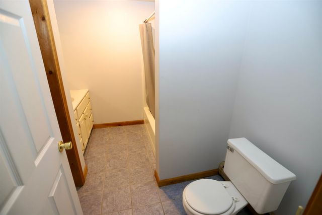 80 Roberge Street, Newport City, VT 05855