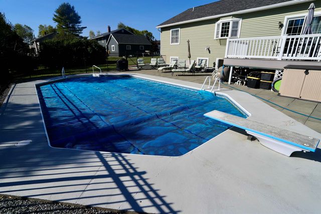 80 Roberge Street, Newport City, VT 05855