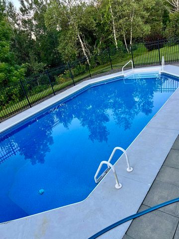 80 Roberge Street, Newport City, VT 05855