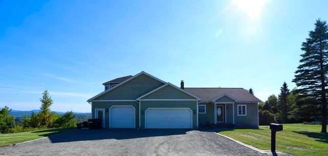 80 Roberge Street, Newport City, VT 05855