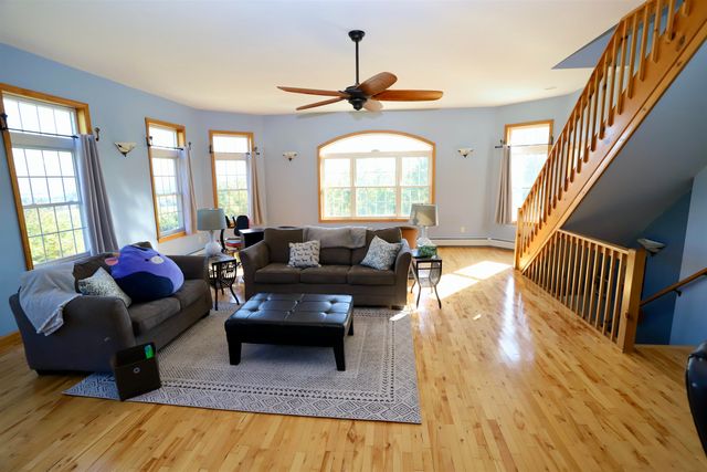 80 Roberge Street, Newport City, VT 05855