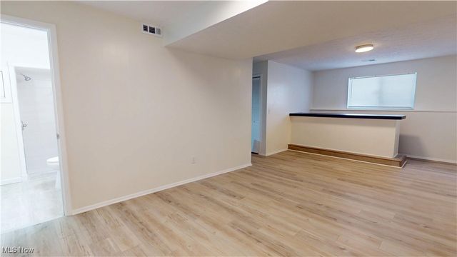 15712 Mendota Avenue, Maple Heights, OH 44137