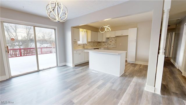 15712 Mendota Avenue, Maple Heights, OH 44137