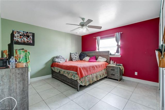4520 Douglas LN, Lehigh Acres, FL 33973