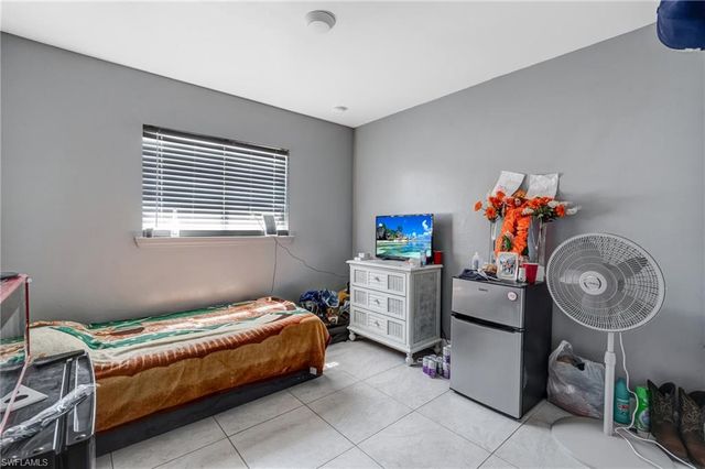 4520 Douglas LN, Lehigh Acres, FL 33973