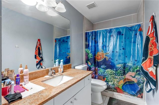 4520 Douglas LN, Lehigh Acres, FL 33973
