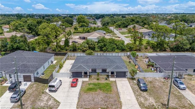 4520 Douglas LN, Lehigh Acres, FL 33973