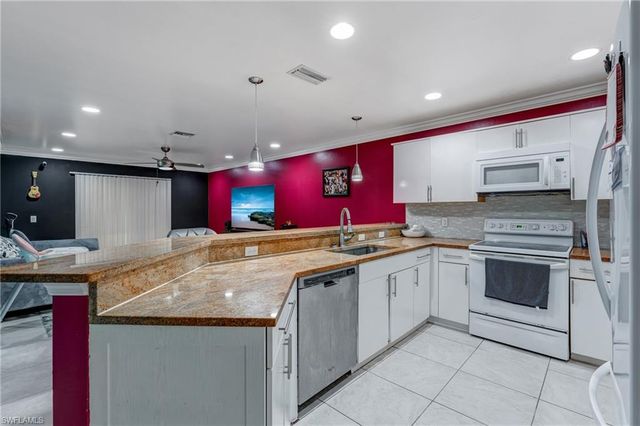 4520 Douglas LN, Lehigh Acres, FL 33973