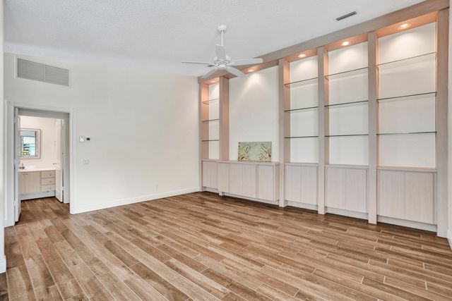 175 BRIER Circle, Jupiter, FL 33458