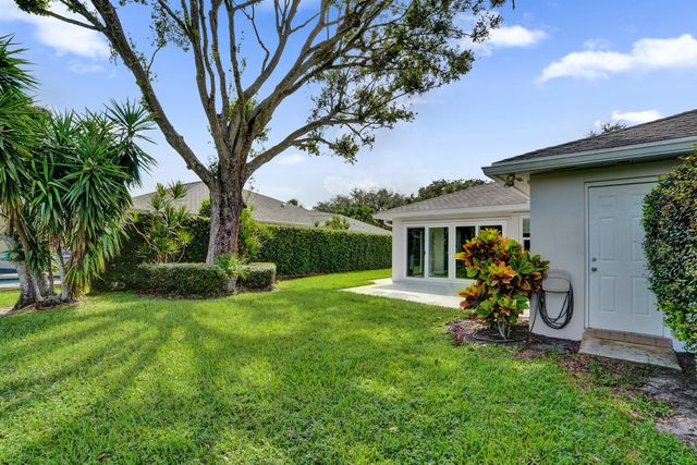 175 BRIER Circle, Jupiter, FL 33458
