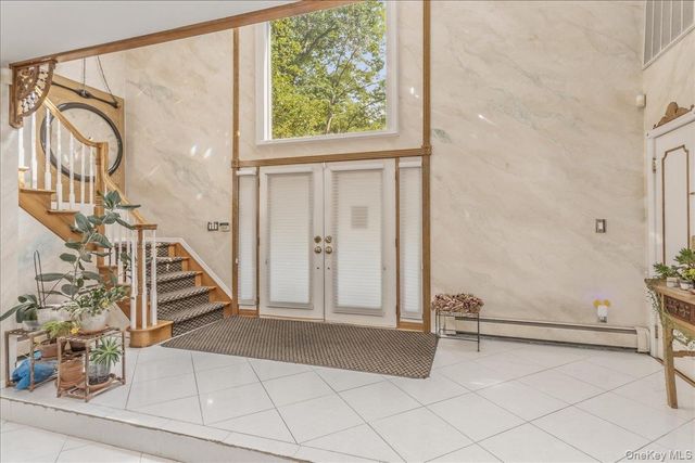 1 Brothers Court, Dix Hills, NY 11746