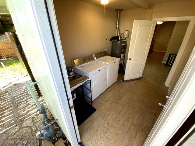 3005 Burning Oak DR, Austin, TX 78704