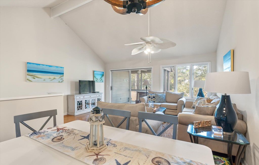 Image 14 of property listing at 1240 Creek Watch Trace, Seabrook Island, SC 29455