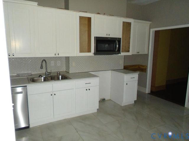 2011 Venable, Richmond, VA 23223