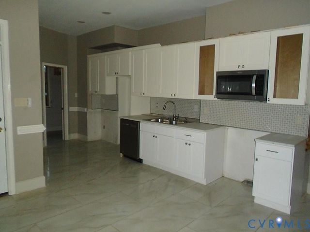 2011 Venable, Richmond, VA 23223