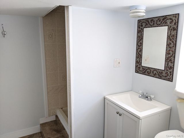 28 E Walnut Street, Long Beach, NY 11561