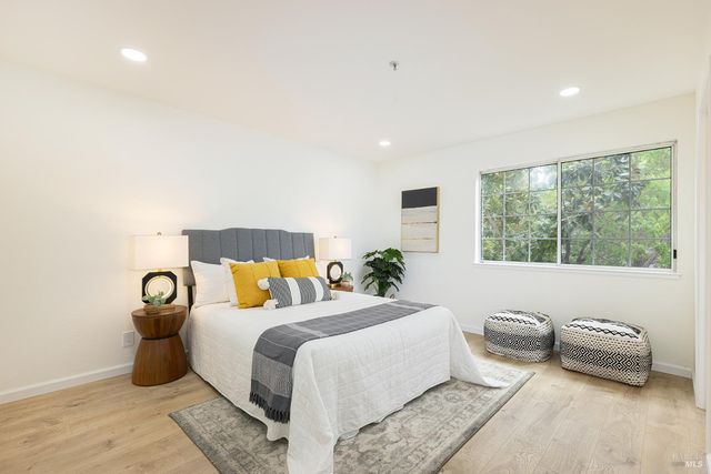 12 Valley Club Cir, Napa, CA 94558