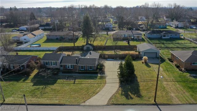 541 Blossom Avenue, Campbell, OH 44405