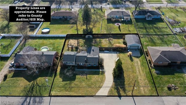 541 Blossom Avenue, Campbell, OH 44405