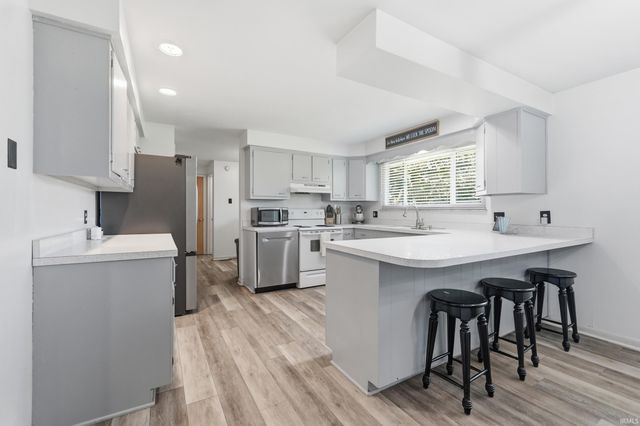 4903 Desoto Drive, Fort Wayne, IN 46815