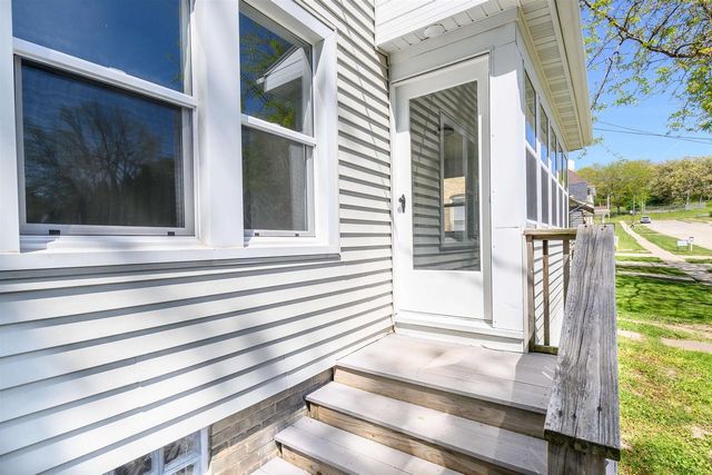 223 E Woolcock Street, Jefferson, WI 53549