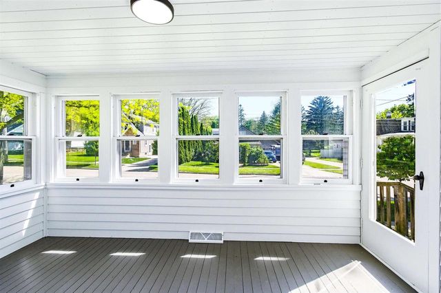 223 E Woolcock Street, Jefferson, WI 53549