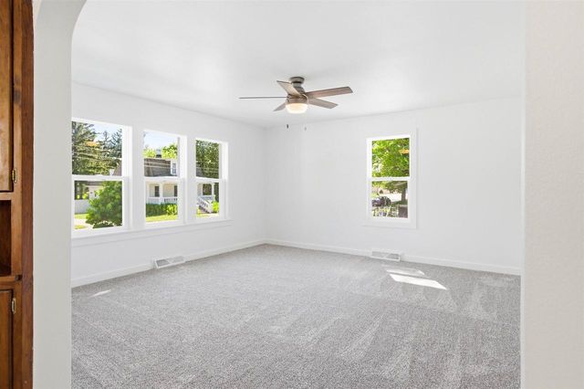 223 E Woolcock Street, Jefferson, WI 53549