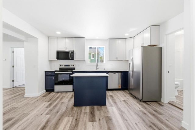 223 E Woolcock Street, Jefferson, WI 53549