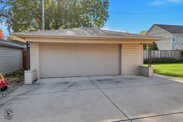 503 Lake Avenue, Downers Grove, IL 60515