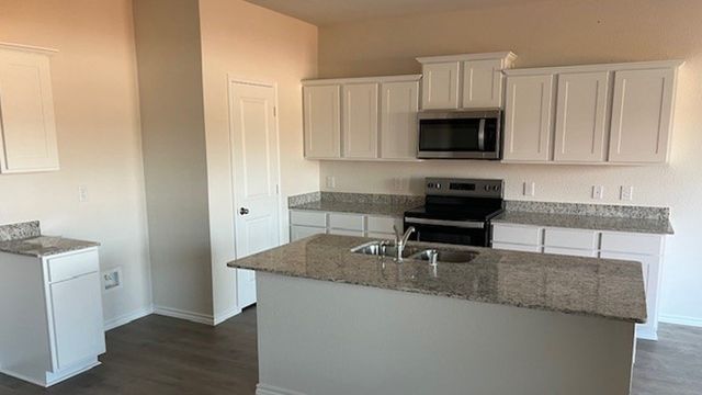 122 Labein Avenue, Greenville, TX 75402