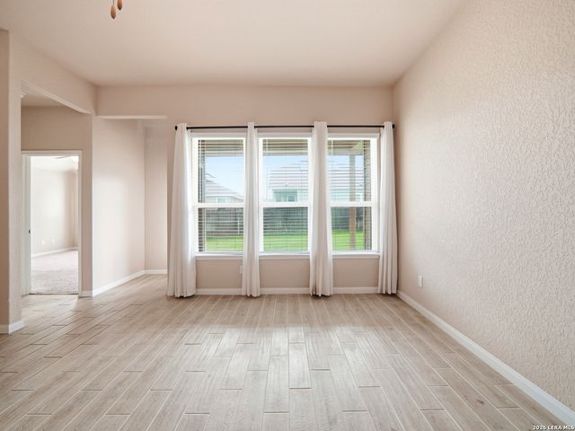233 HOLLAND PARK, Schertz, TX 78108