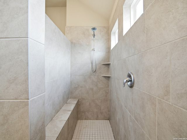 233 HOLLAND PARK, Schertz, TX 78108