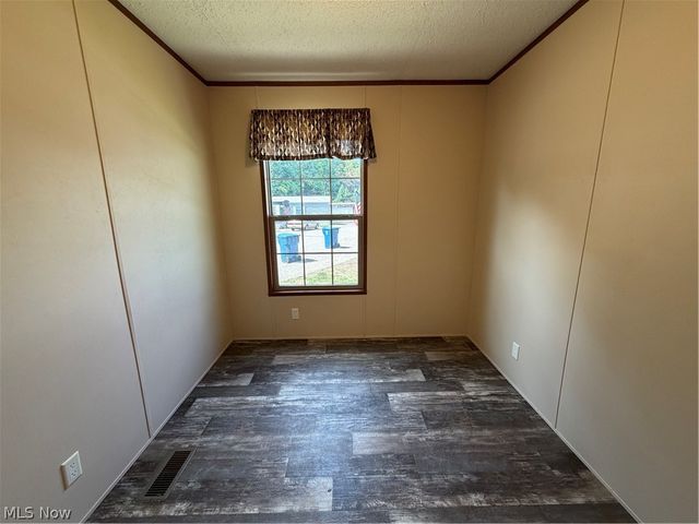 2606 Lincoln Way W 31, Massillon, OH 44647