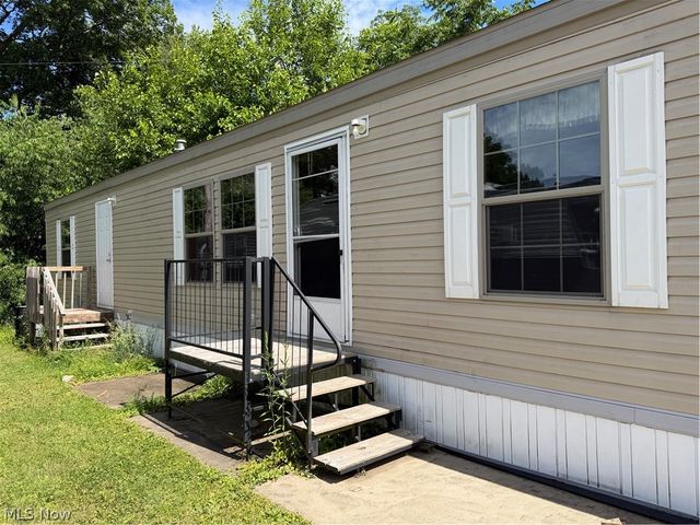 2606 Lincoln Way W 31, Massillon, OH 44647