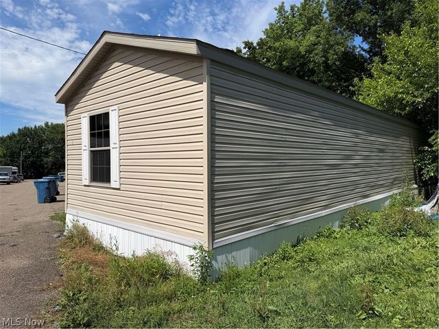 2606 Lincoln Way W 31, Massillon, OH 44647