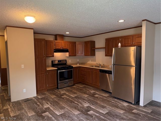 2606 Lincoln Way W 31, Massillon, OH 44647