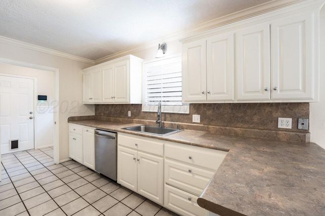 6512 GARWOOD Road, Amarillo, TX 79109