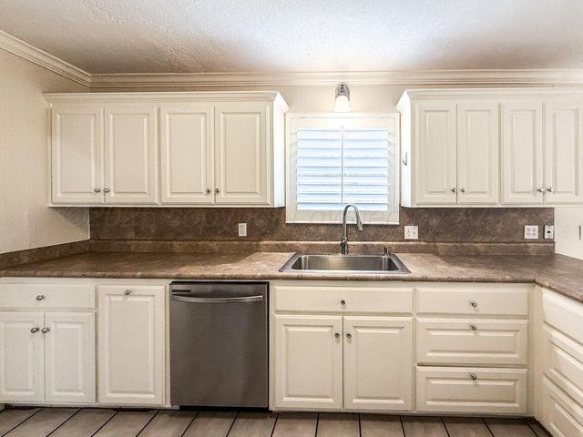 6512 GARWOOD Road, Amarillo, TX 79109