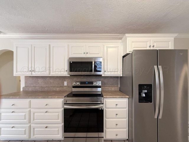 6512 GARWOOD Road, Amarillo, TX 79109