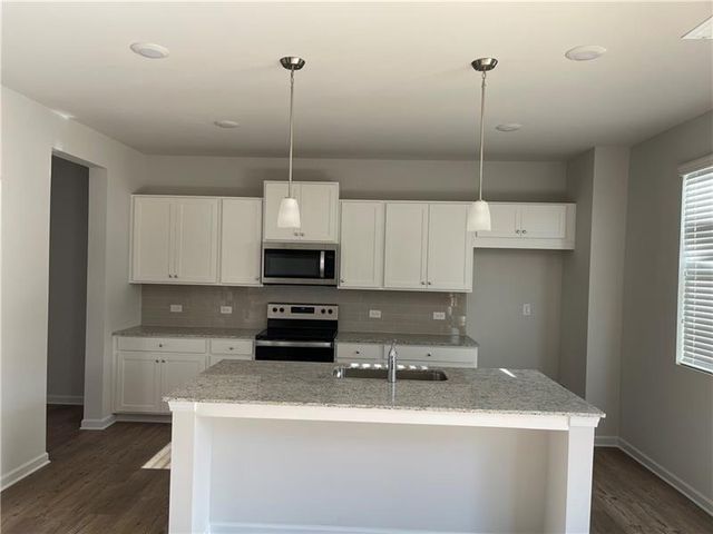 240 Summerwood Lane, Dawsonville, GA 30534