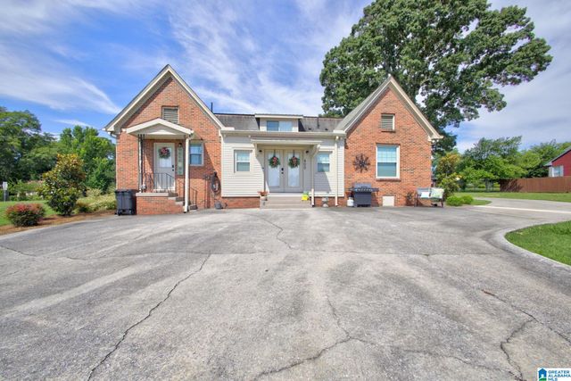 400 5TH STREET N, Clanton, AL 35045